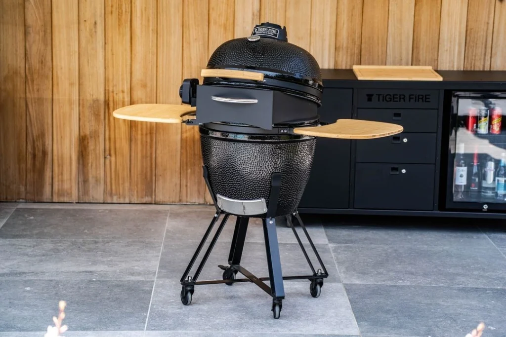 High-end Kamado BBQ, ideal for elevating your BBQ experience. Comprar um BBQ | EINEN BBQ KAFEN